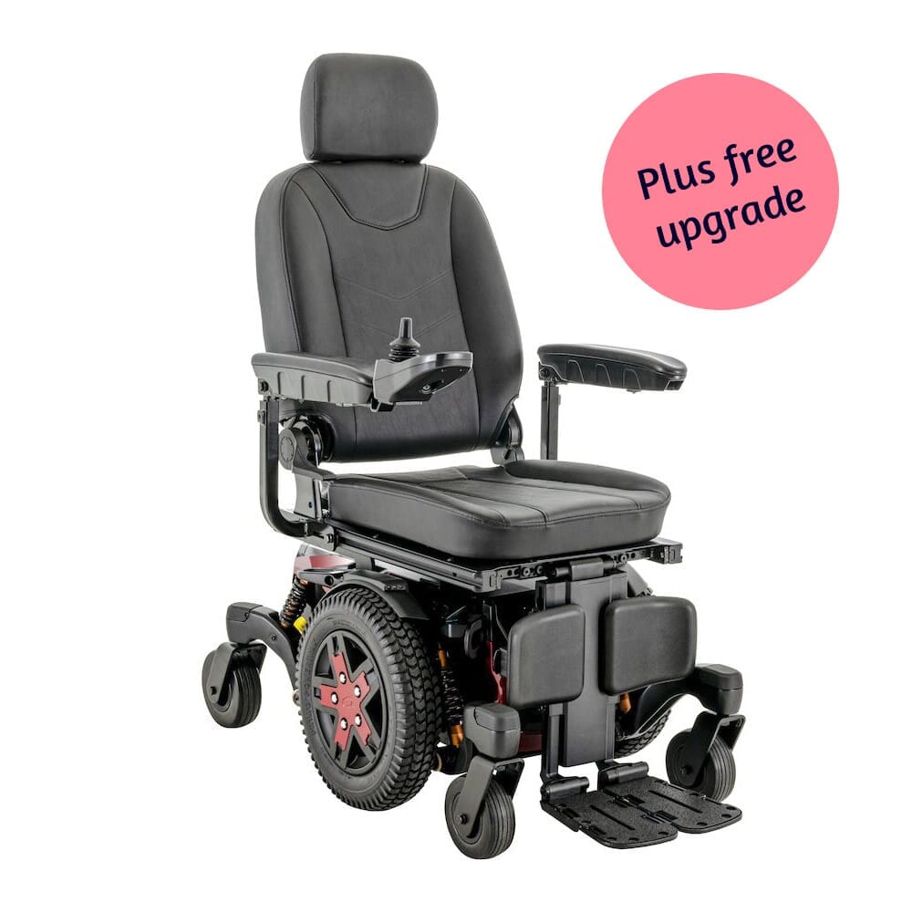 Quantum Edge 3 Stretto Narrow with Contoured Seat