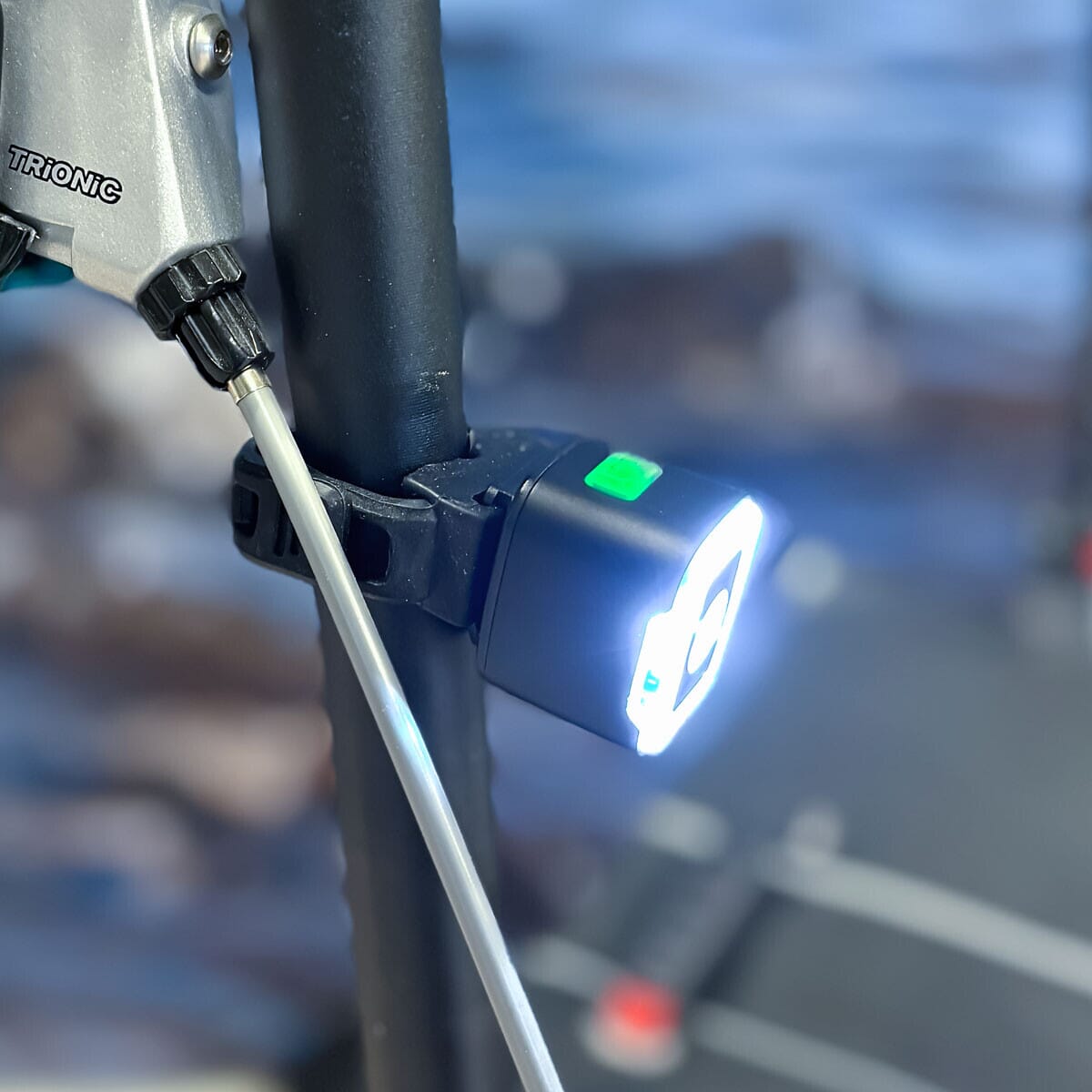 200 lumen led front light 4