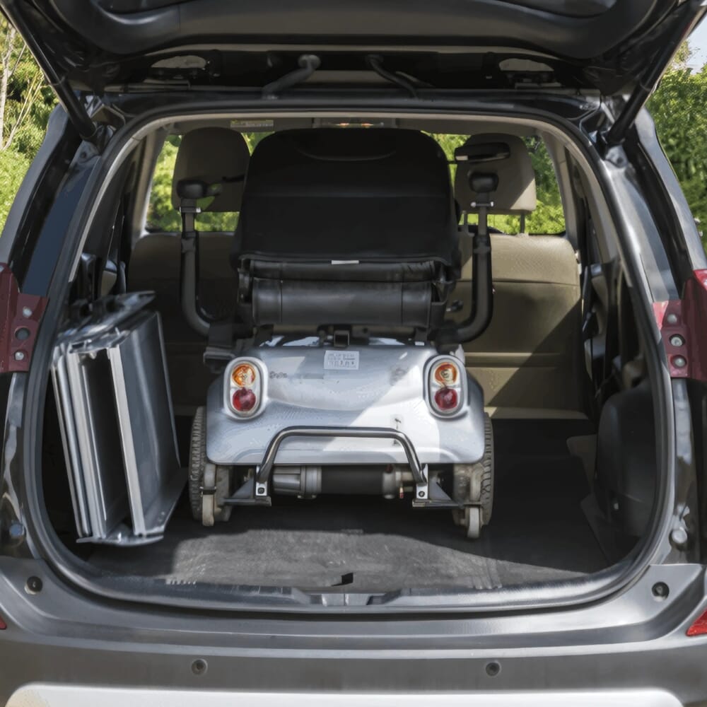 aerolight lifestyle folding ramp in car