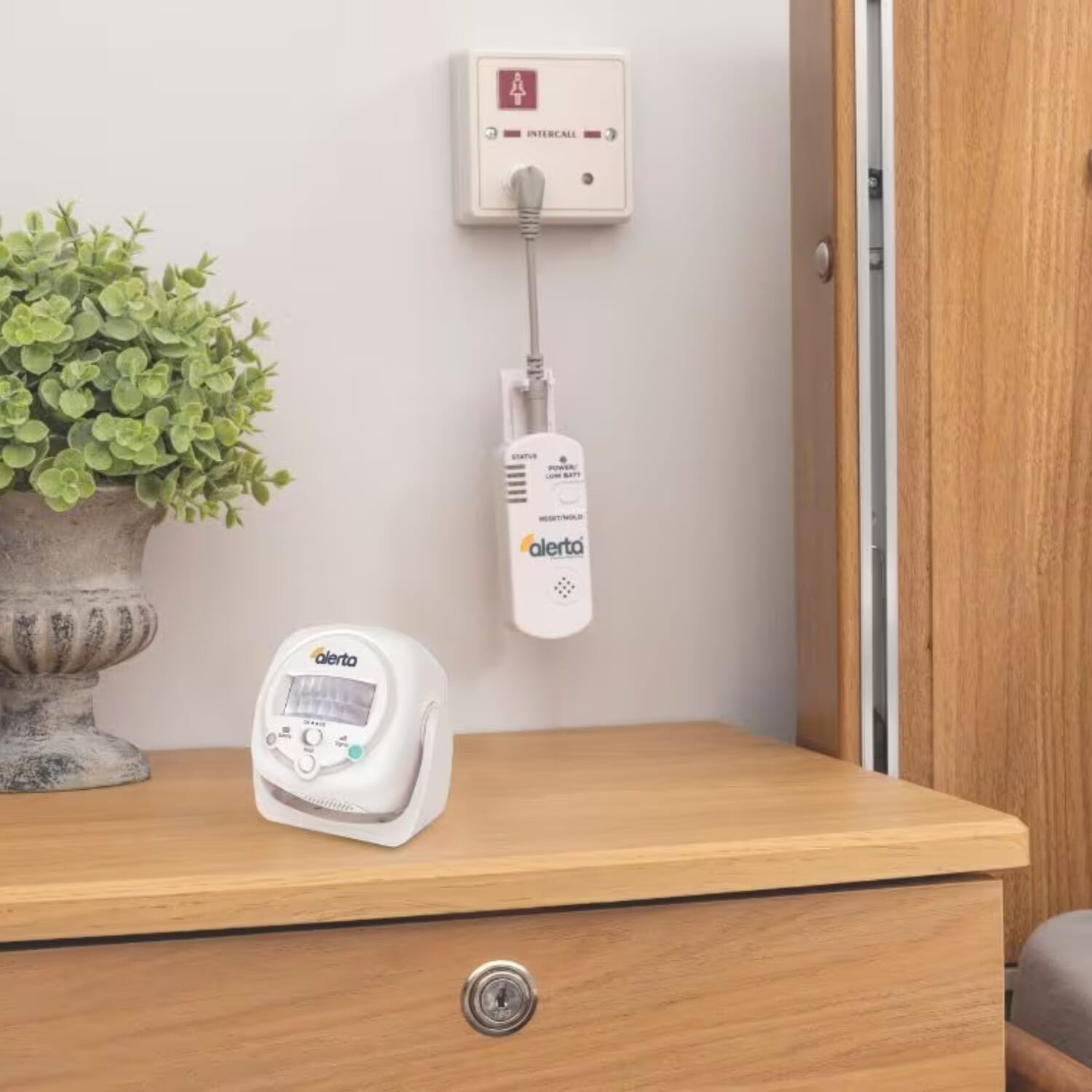 alerta wireless infrared detector near a bed new