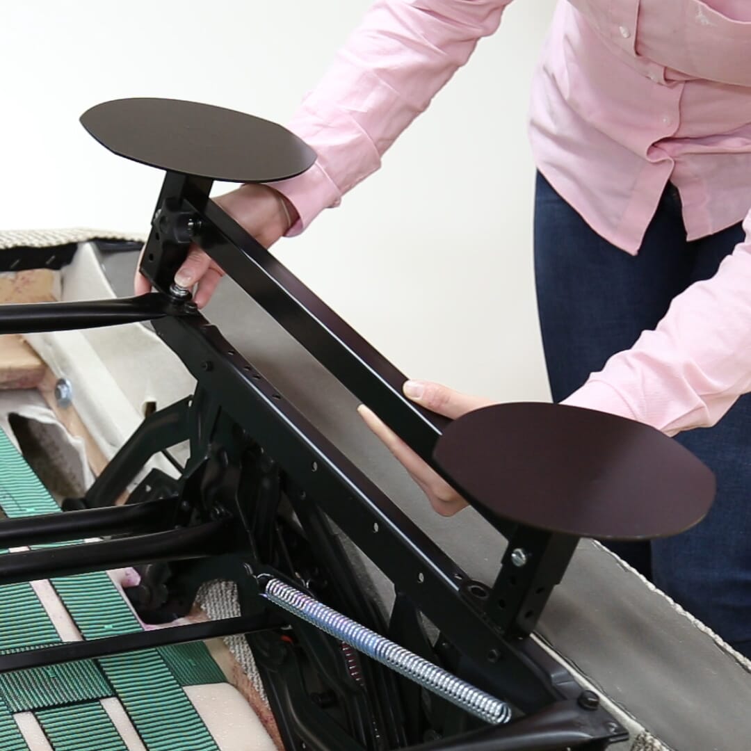 alexander raiser for a recliner or riser recliner fitting