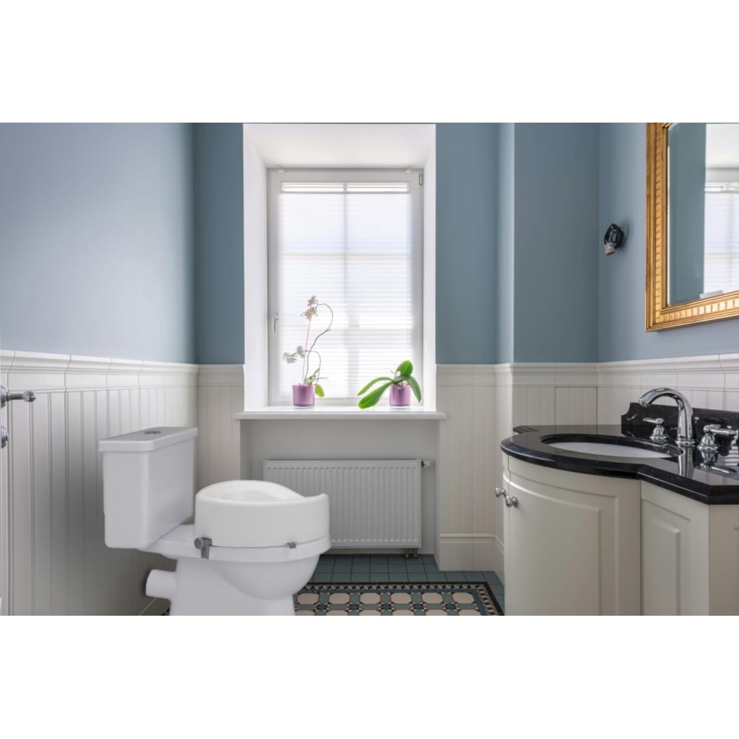 ashby sloped raised toilet seat 4