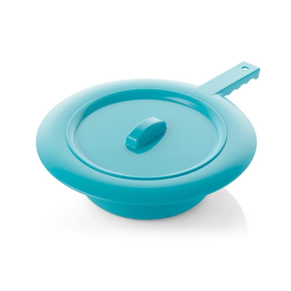 bedpan with lid and handle lid on