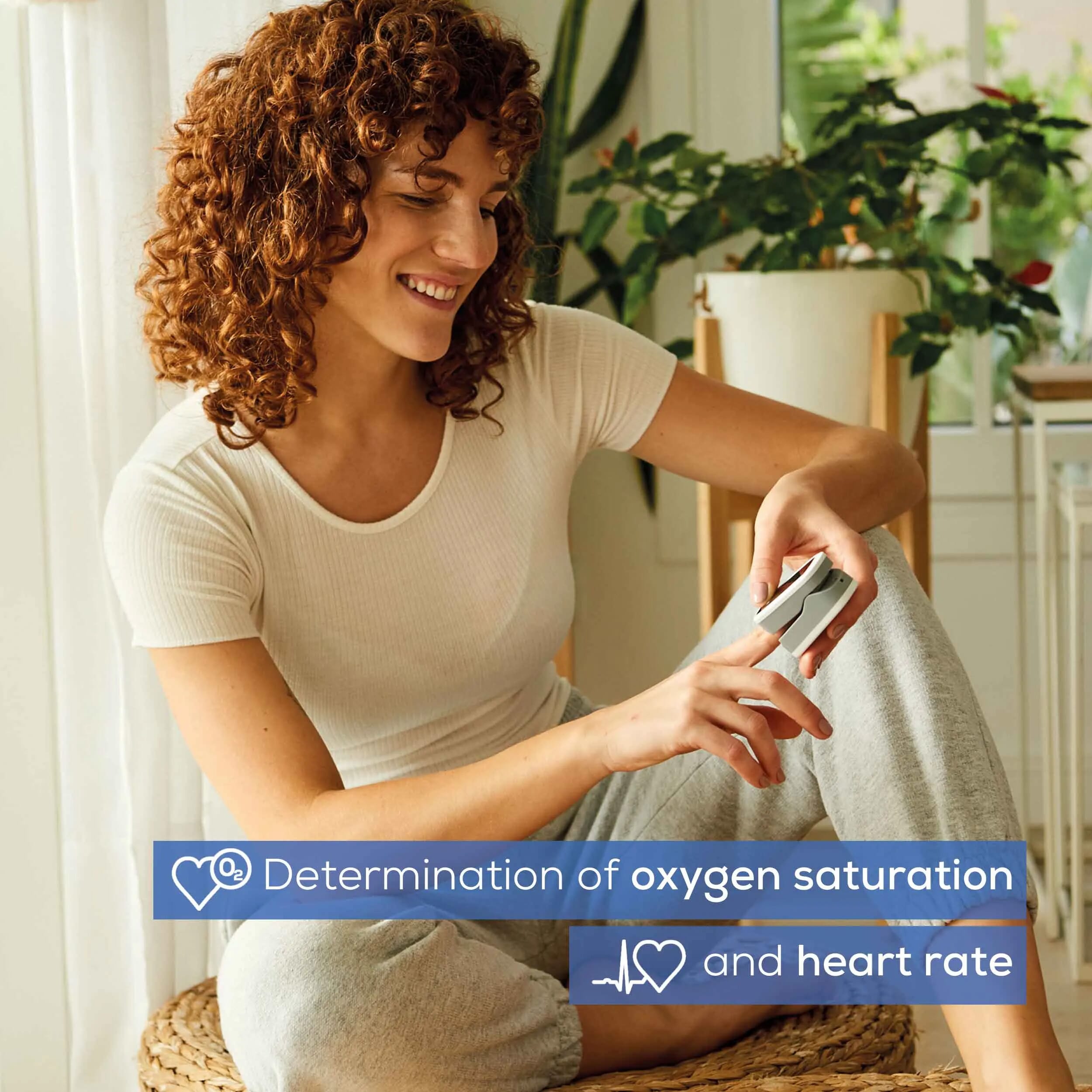 beurer po 30 pulse oximeter in use