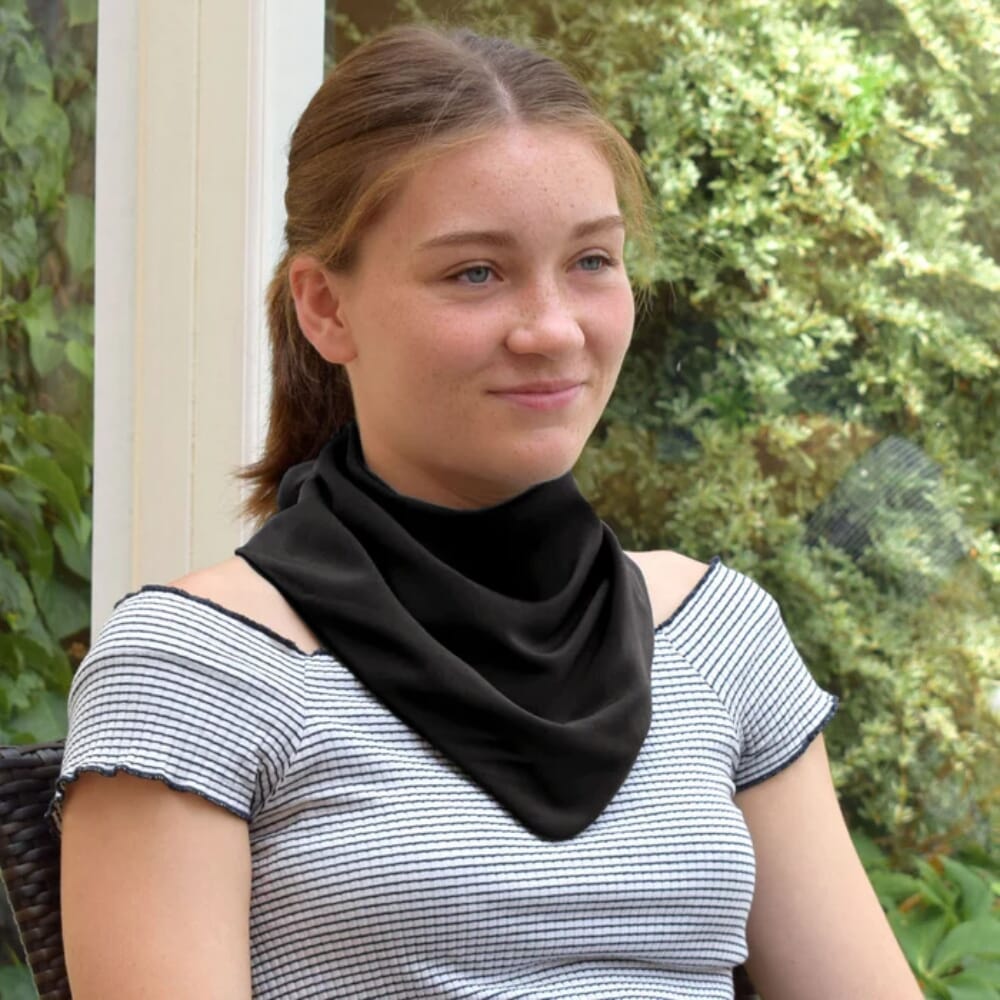bibetta adult fabric neckerchief bib black lifestyle