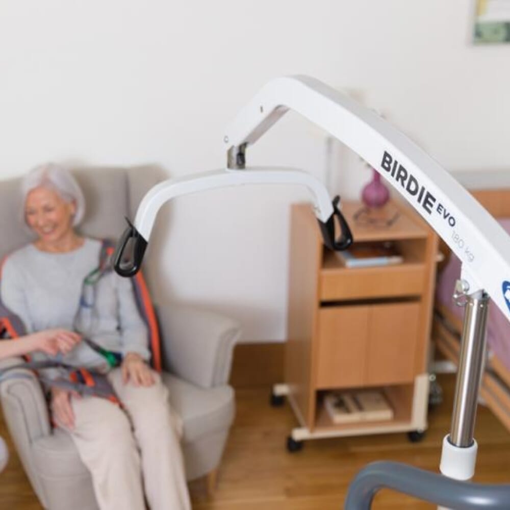 birdie evo folding mobile hoist lifestyle 1