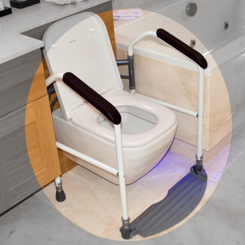 buckingham foldeasy toilet frame surround in use