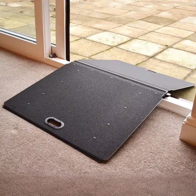 butterfly folding ramp