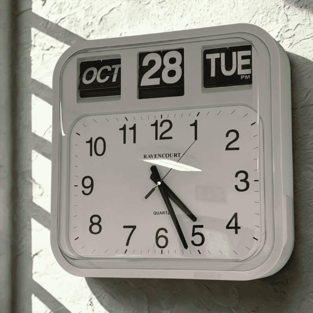 calendar wall clock lifestyle
