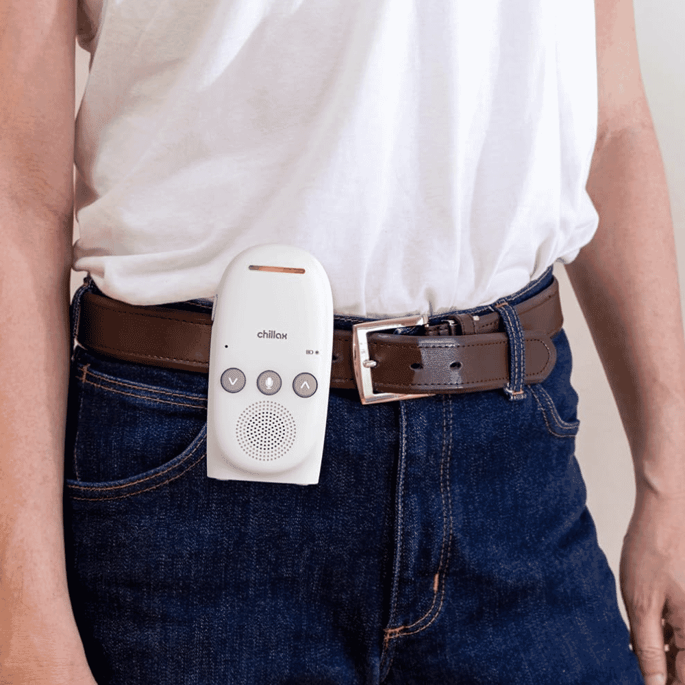 chillax cb210 digital audio monitor with night light on belt