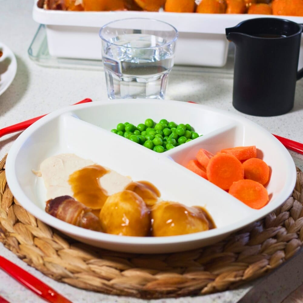 compartment plate 26cm plate white lifestyle