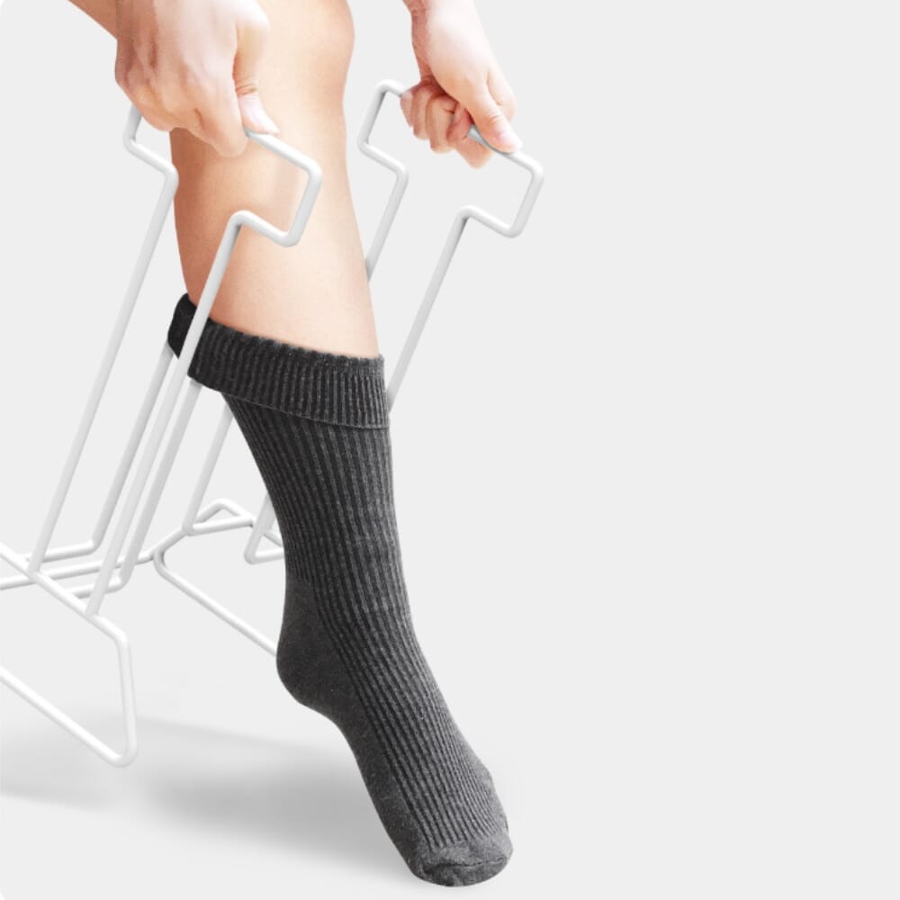 compression stocking aid sock helper1