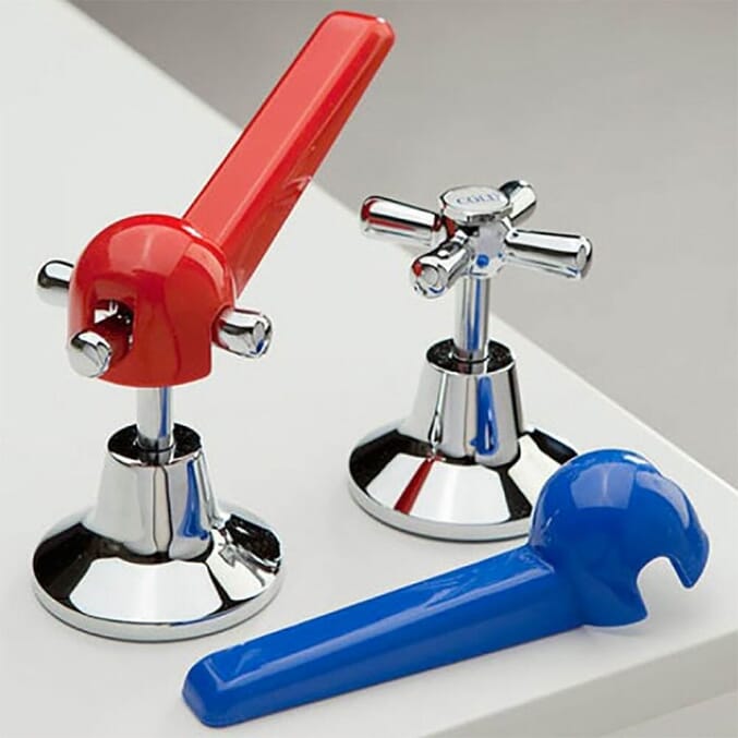 crosshead tap turners