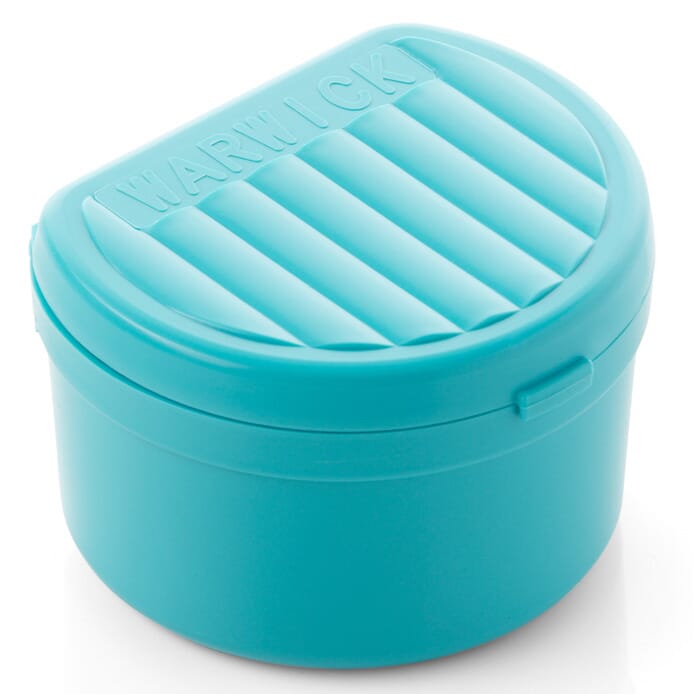 denture cup shown closed