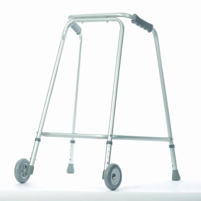 domestic frame with wheels handgrip height 31 34 inch