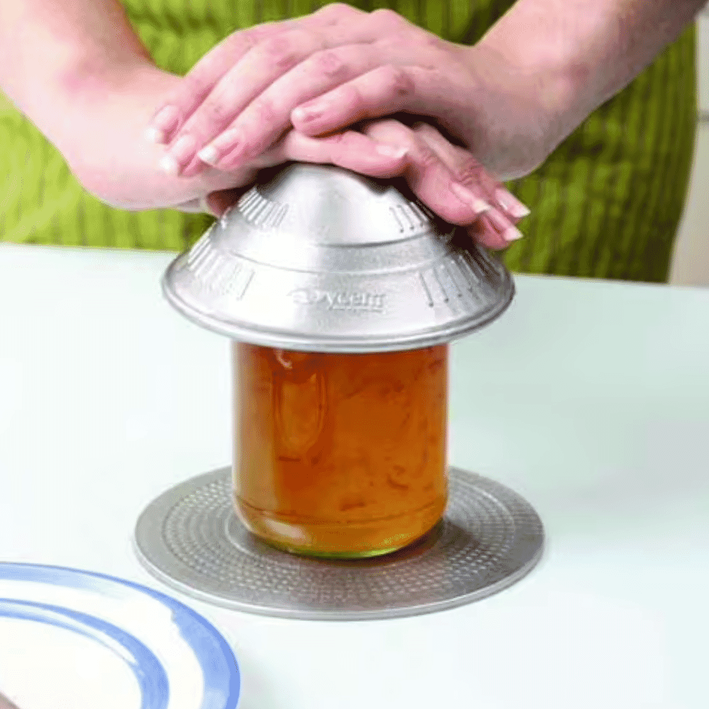 dycem jar opener silver in use