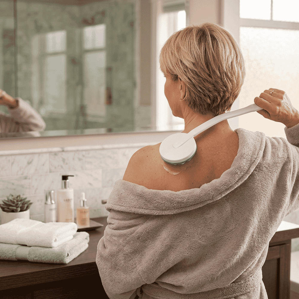 easy reach lotion applicator in use