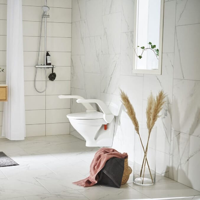 etac my loo raised toilet with arms 2cm