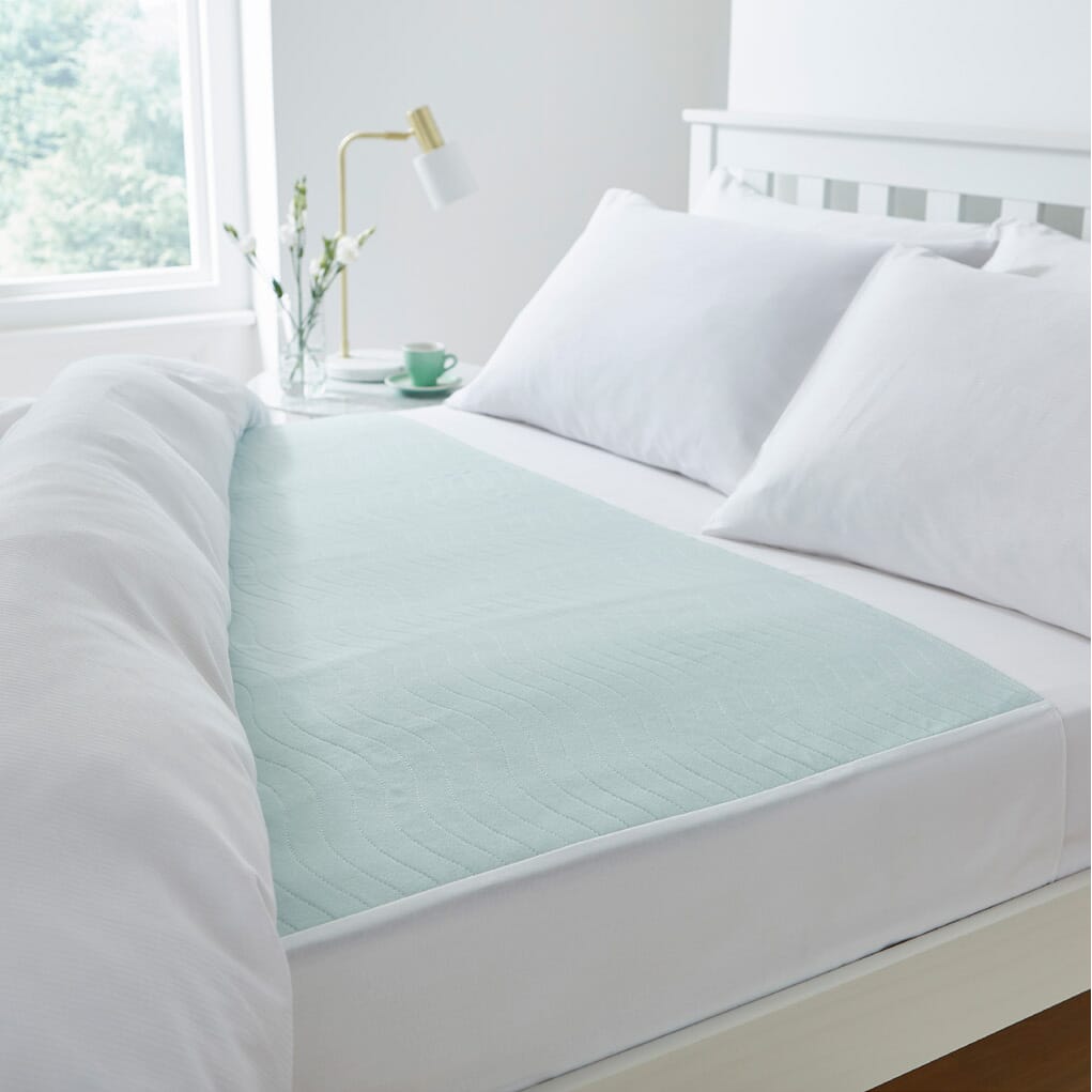 goodnight washable bed pad 135x85cm with wings