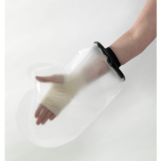 hand cast and bandage protector
