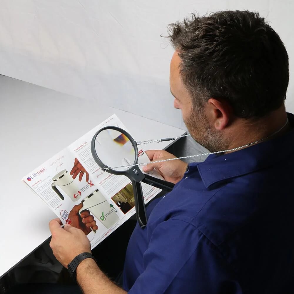 hands free magnifier with light in action