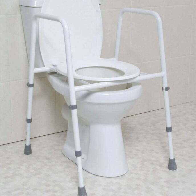 height adjustable toilet frame with seat