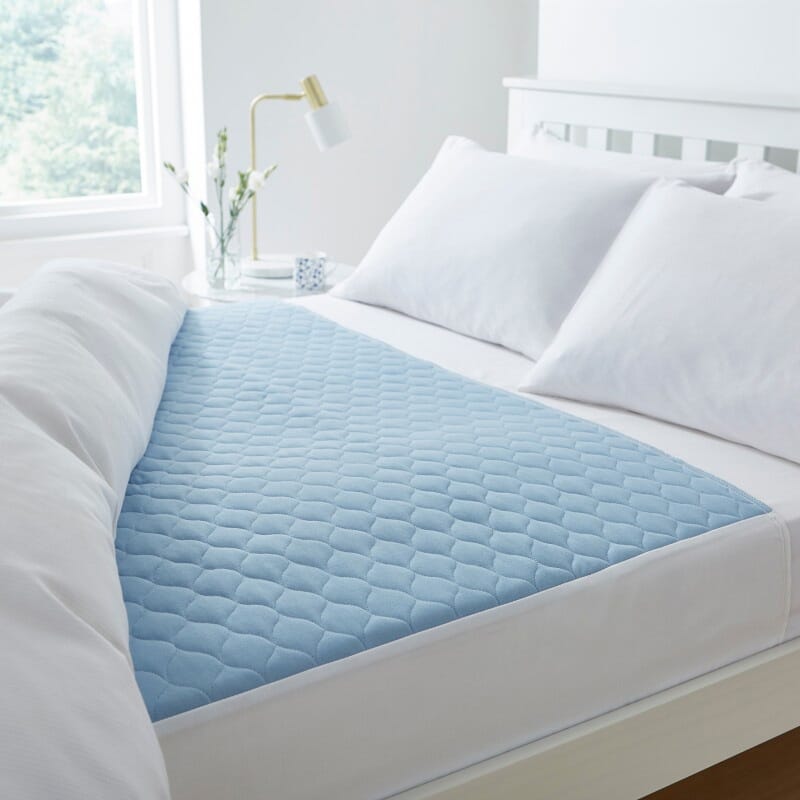 kylie bed pad 139x91cm blue