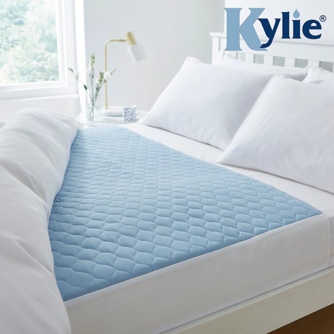 kylie bed pads 4 litre blue