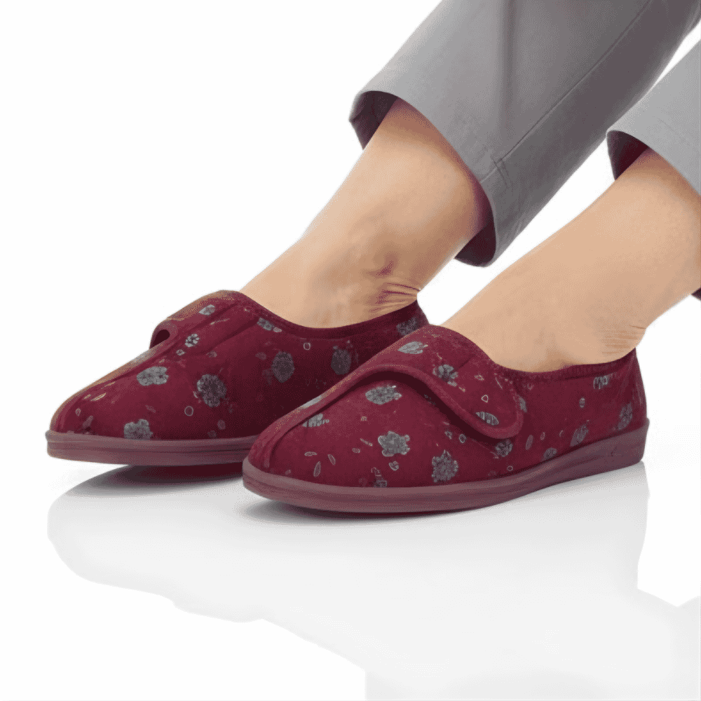 ladies diana slipper wine in use