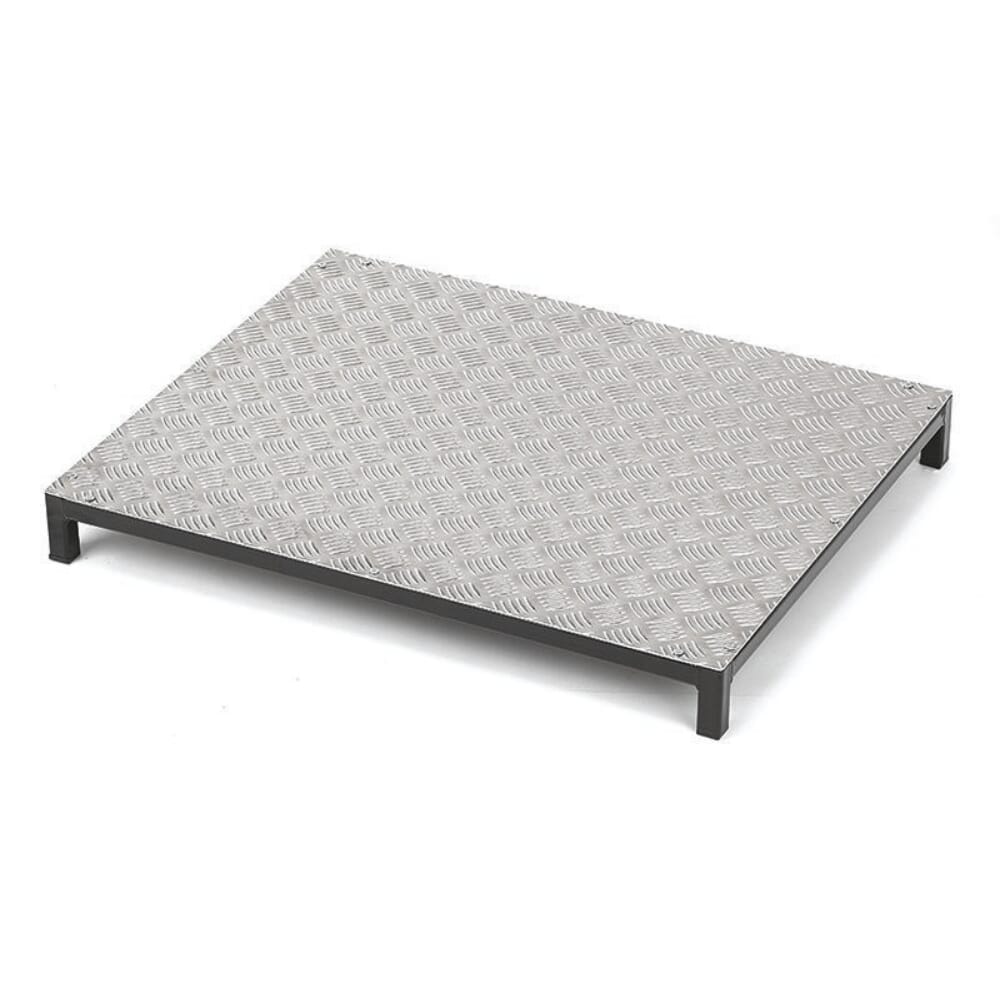 Large Metal Half Step