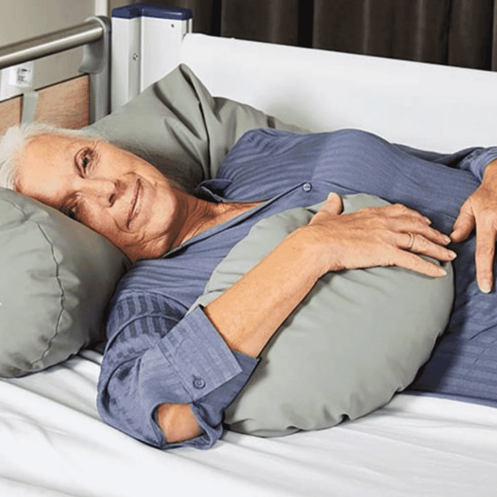 lejrelet oval positioning pillow in use