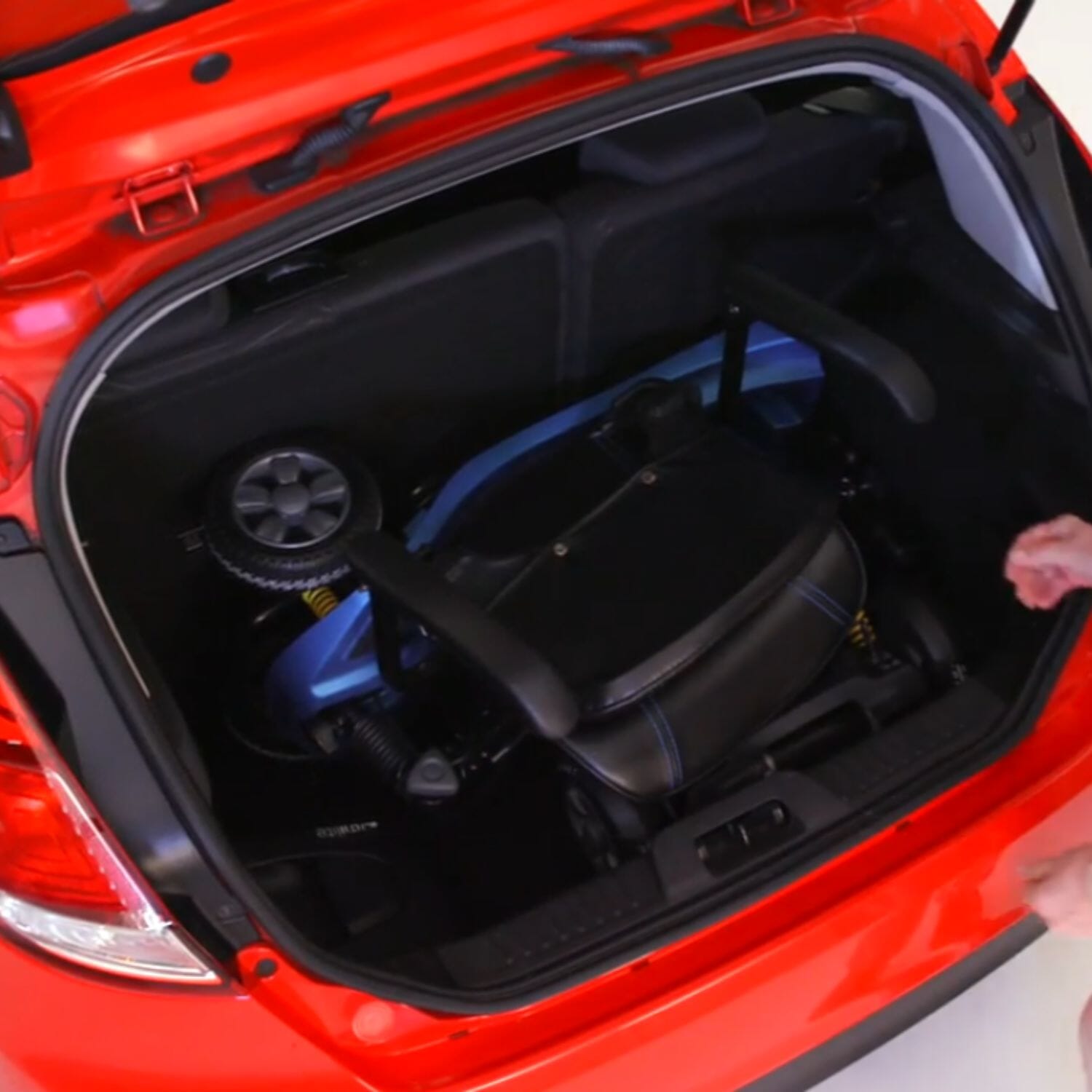 lithilite boot scooter blue in boot