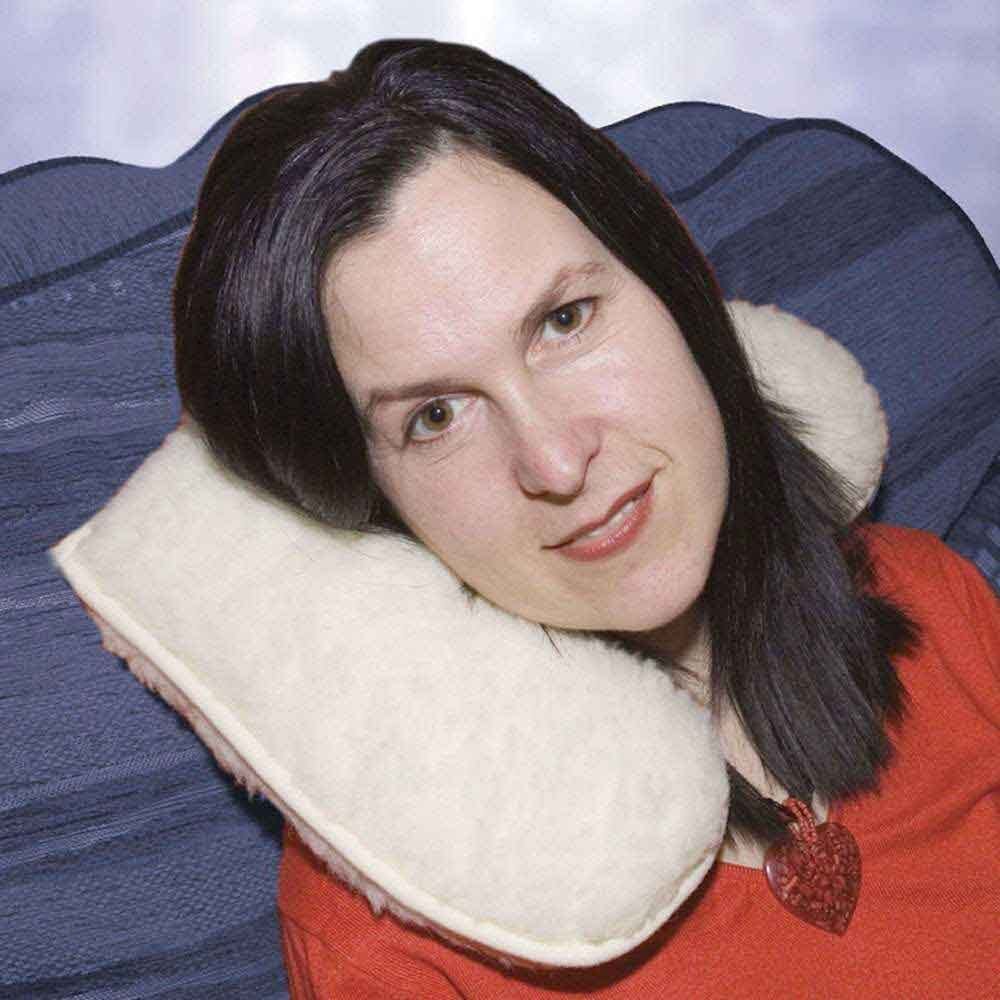 luxury neck support in use