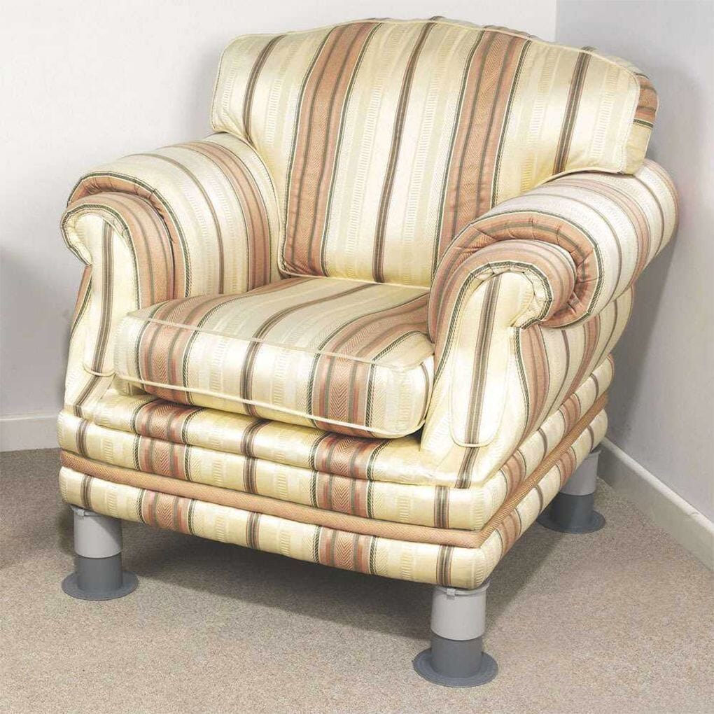 medeci furniture raisers2