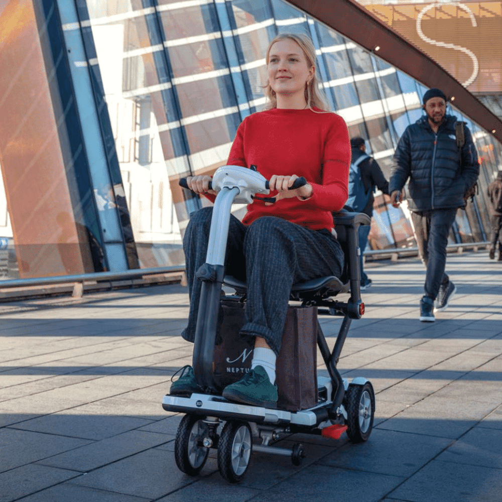 minimo folding mobility scooter lifestyle
