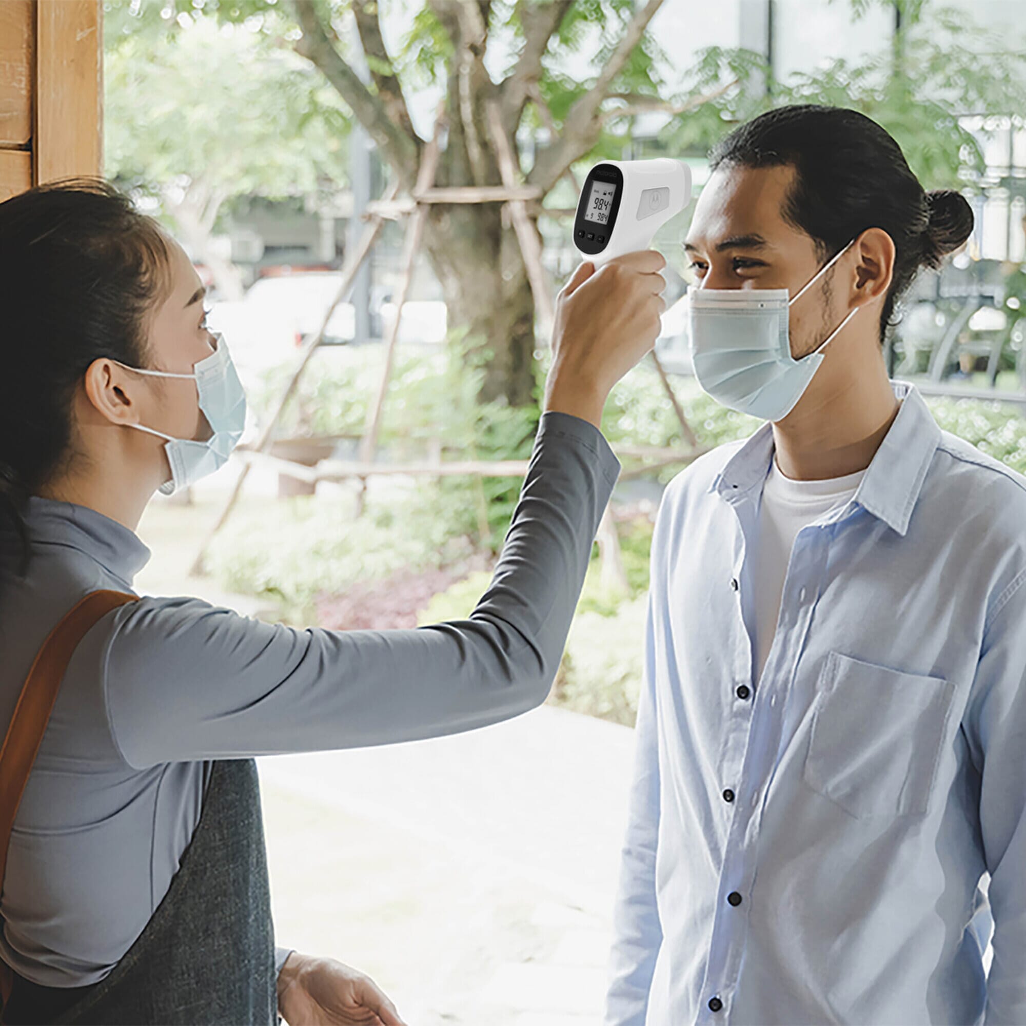 motorola te93 infrared thermometer lifestyle