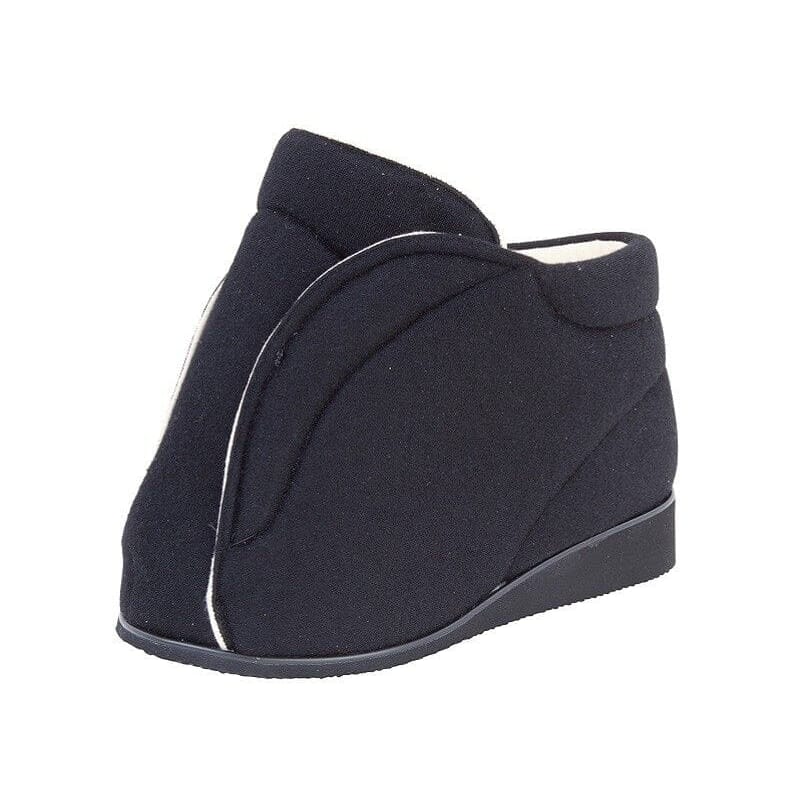 multi boot cast shoe detail