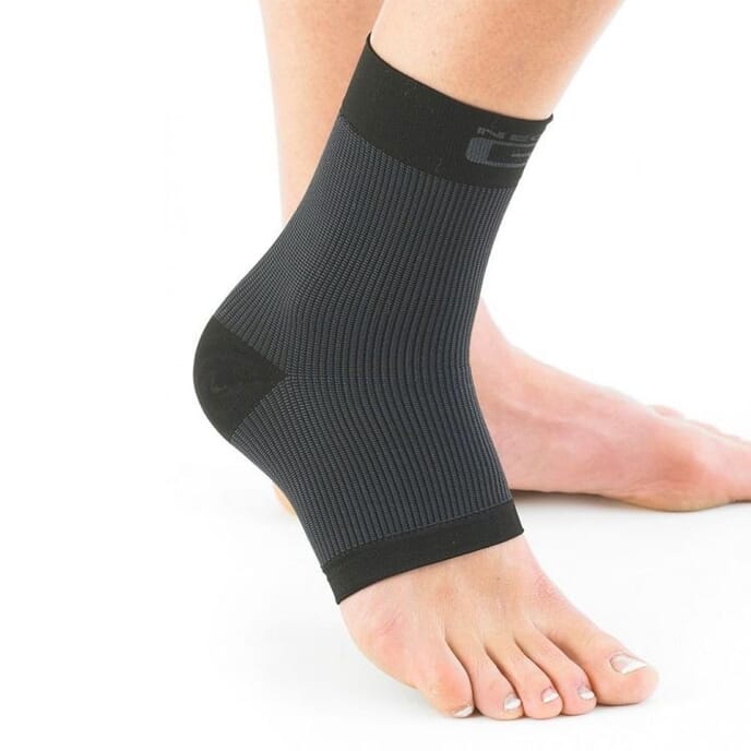 neo g airflow ankle support