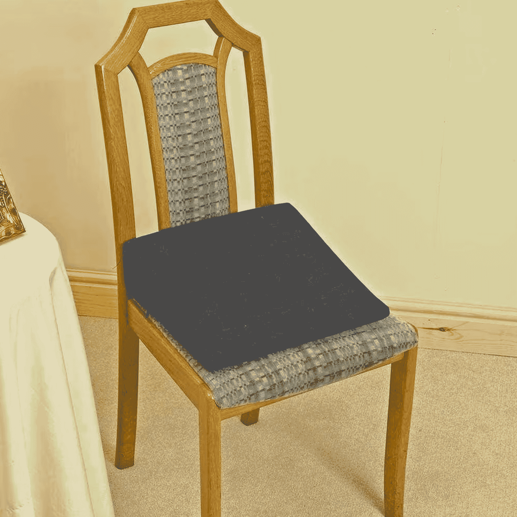original tilting wedge seat on chair
