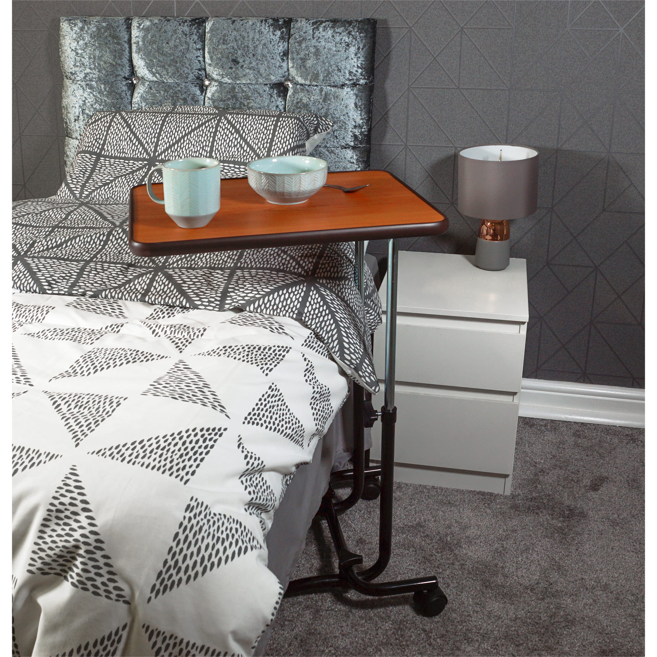 overbed table 2 or 4 castor 5