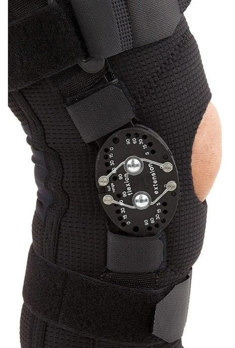 Pace Hinged Short Knee Brace