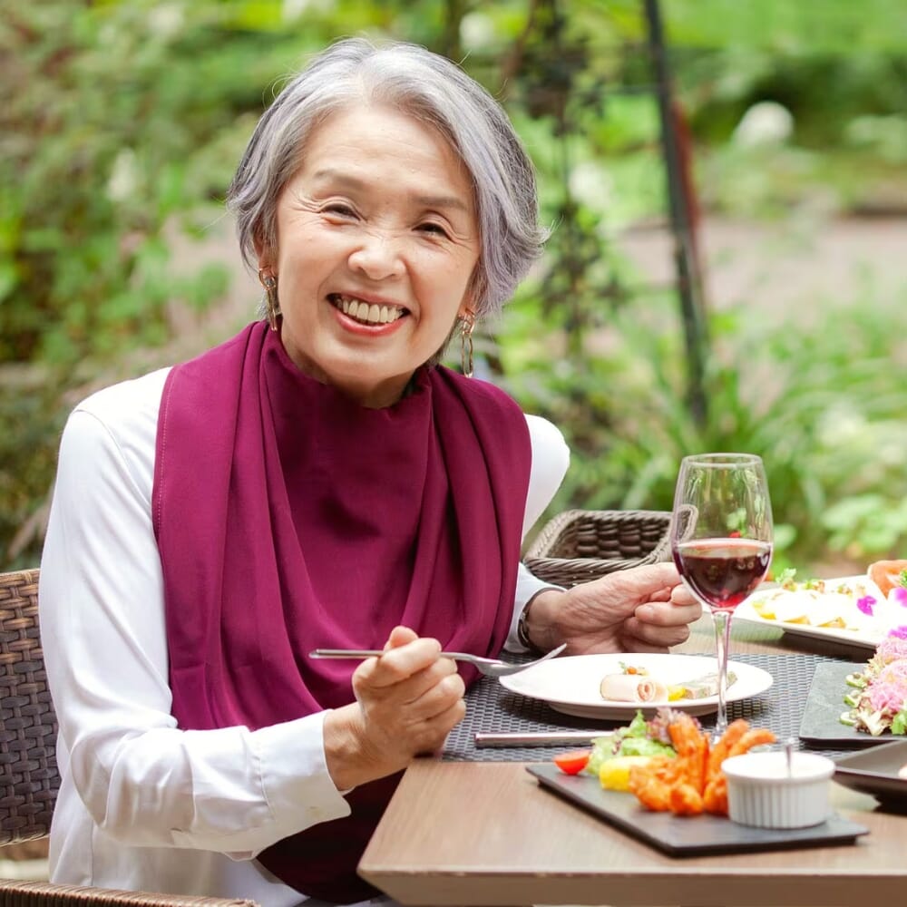 pashmina neck clothing protector burgundy in use