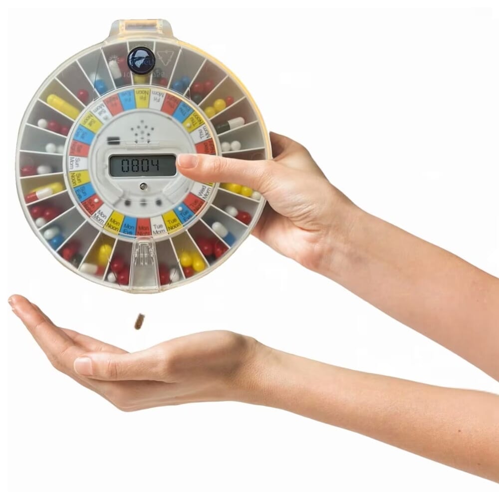 pivotell advance automatic pill dispenser clear lid pill dispenser in use