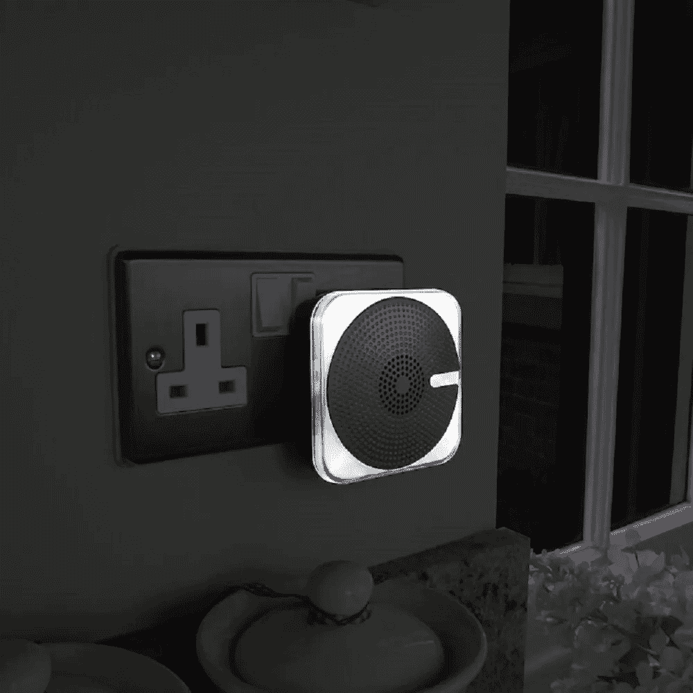 plug in door bell with kinetic push black light