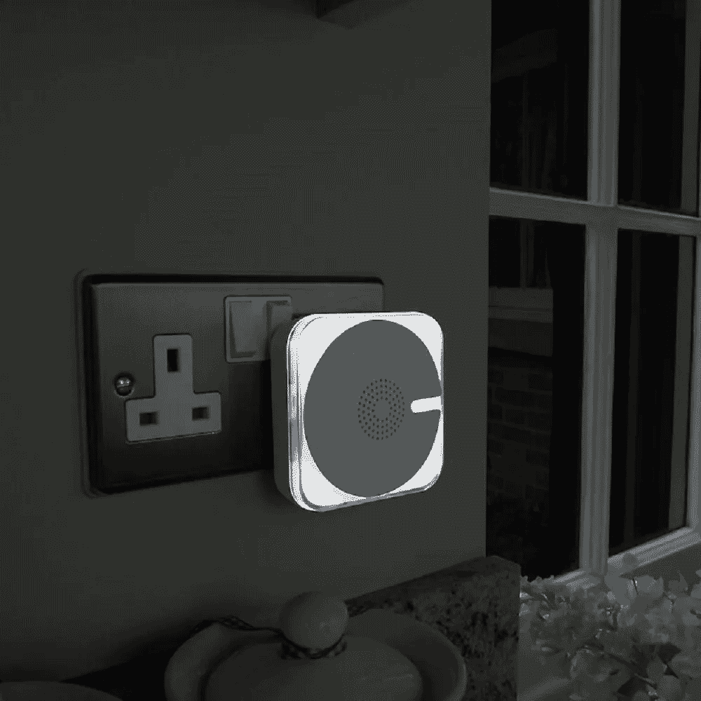 plug in door bell with kinetic push white light