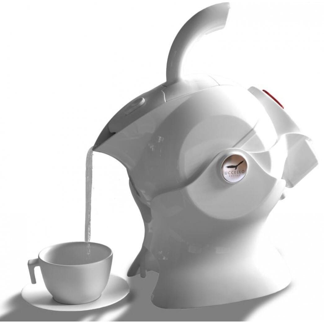 pouring the uccello kettle white white
