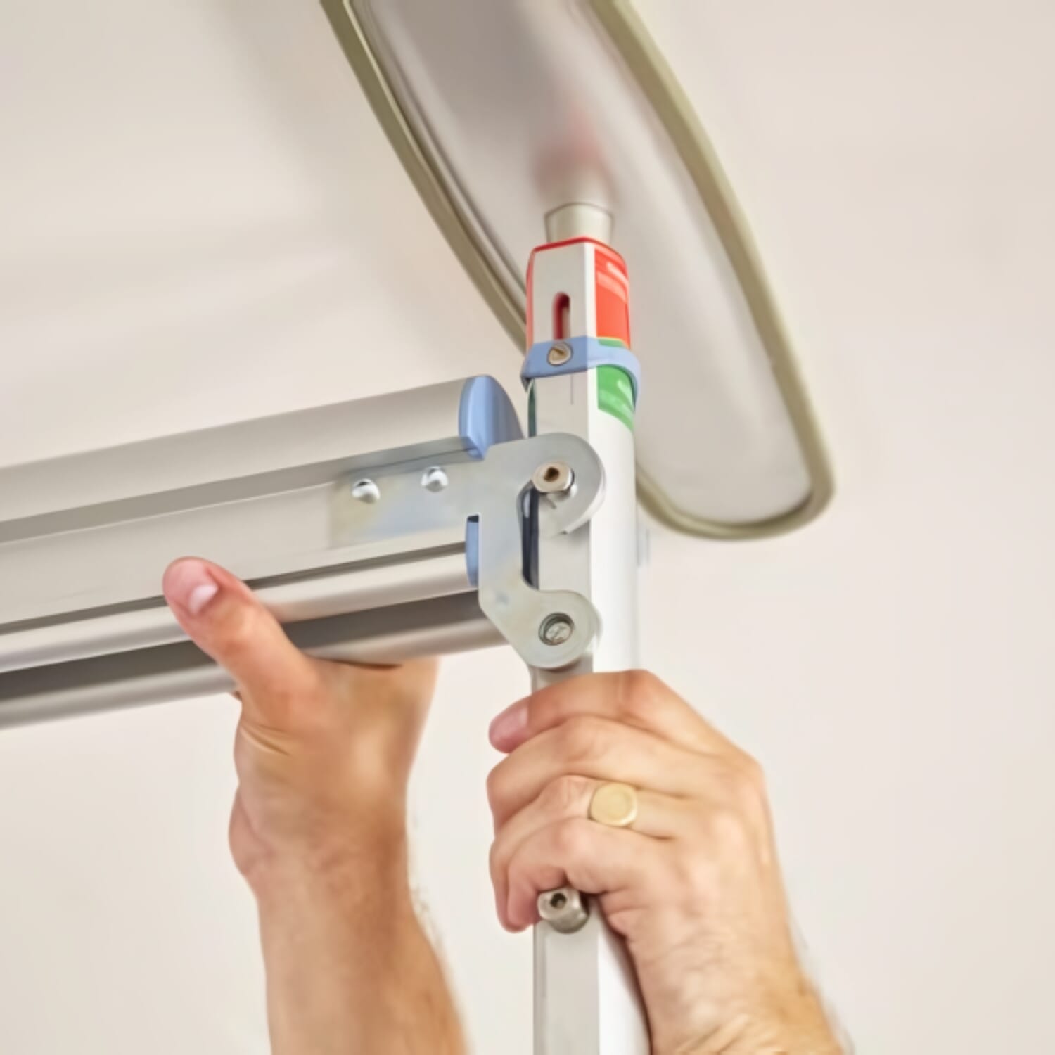 pressure fit gantry track system assembly