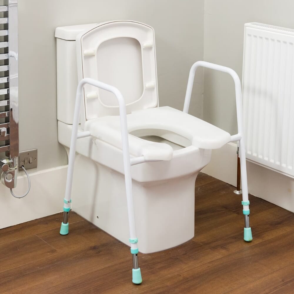 prima gentlemans horseshoe toilet aid lifestyle