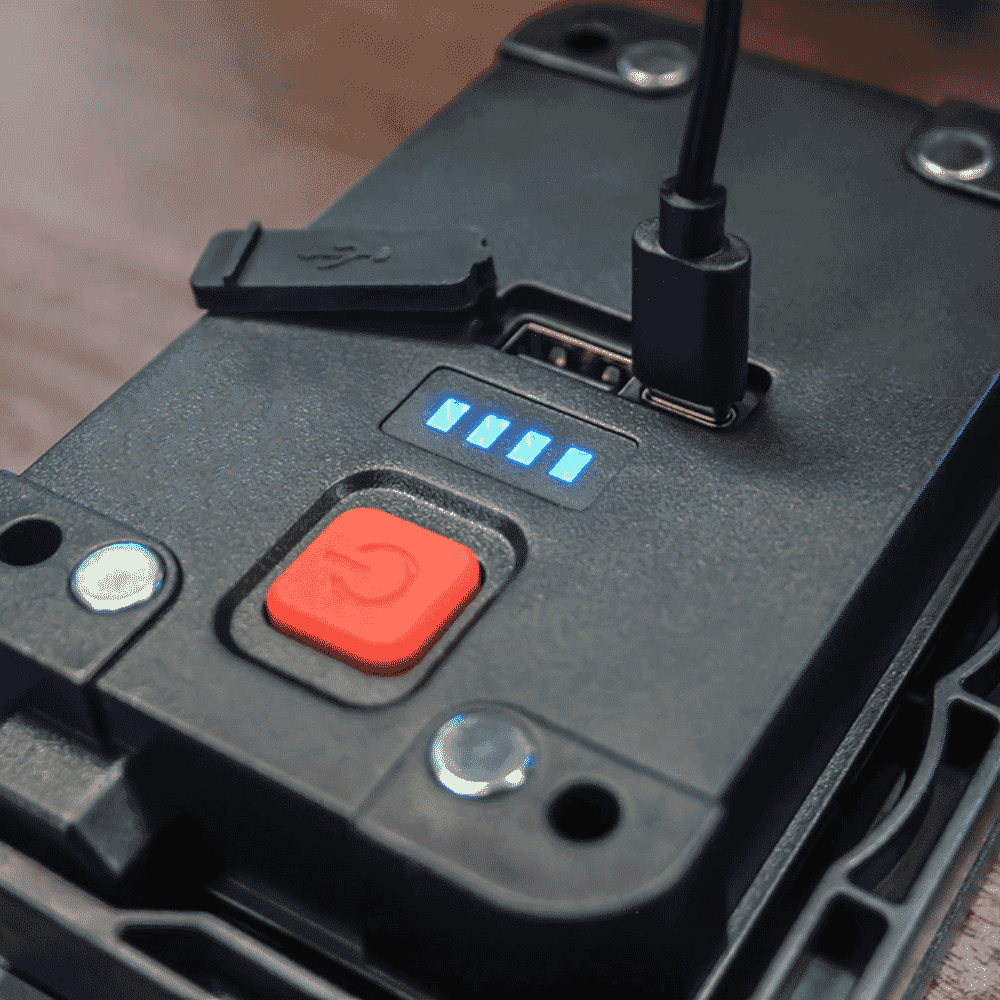 rechargeable flood light charging