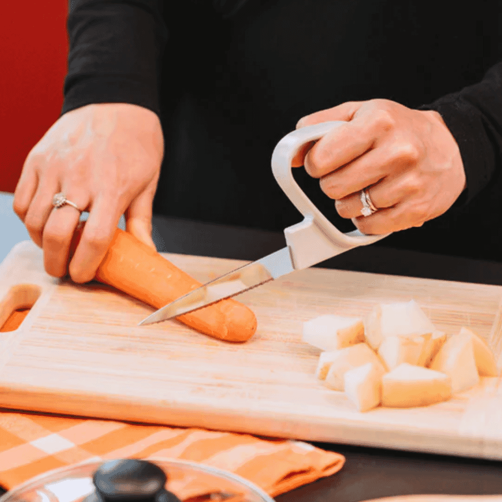 reflex preparation knife in use